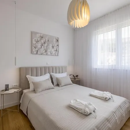 Make Memories By The Sea - Storia Appartement Podstrana